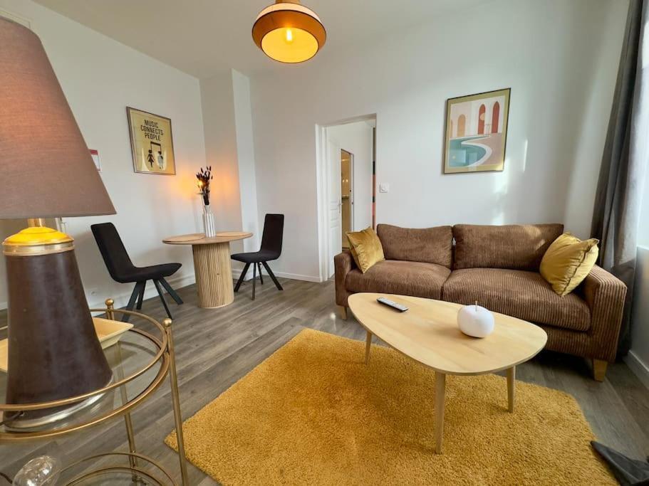 Le Seventies Appartement Saumur Buitenkant foto